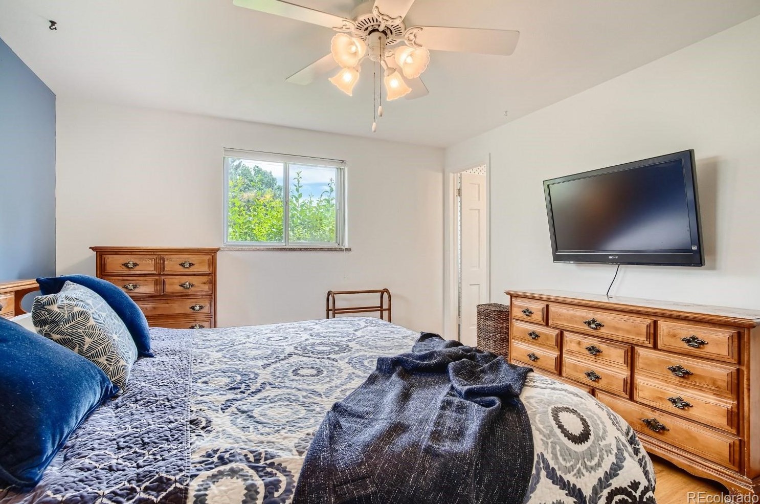 6962 Dover Cir, Arvada CO  80005-1548 exterior
