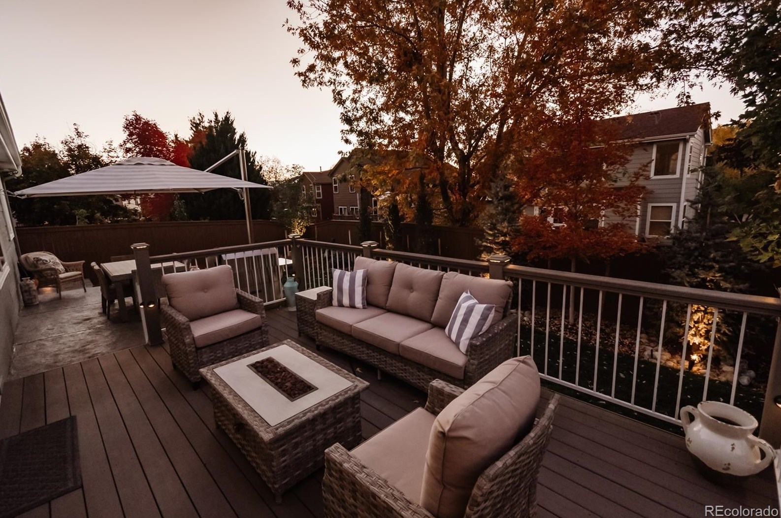 601 Chadwick Cir, Littleton CO  80129-6291 exterior