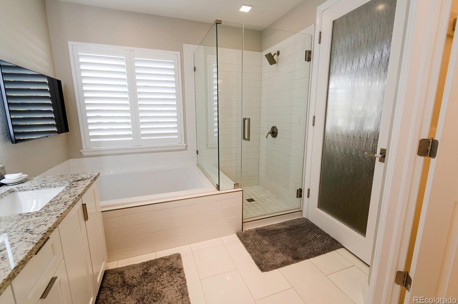 601 Chadwick Cir, Littleton CO  80129-6291 exterior