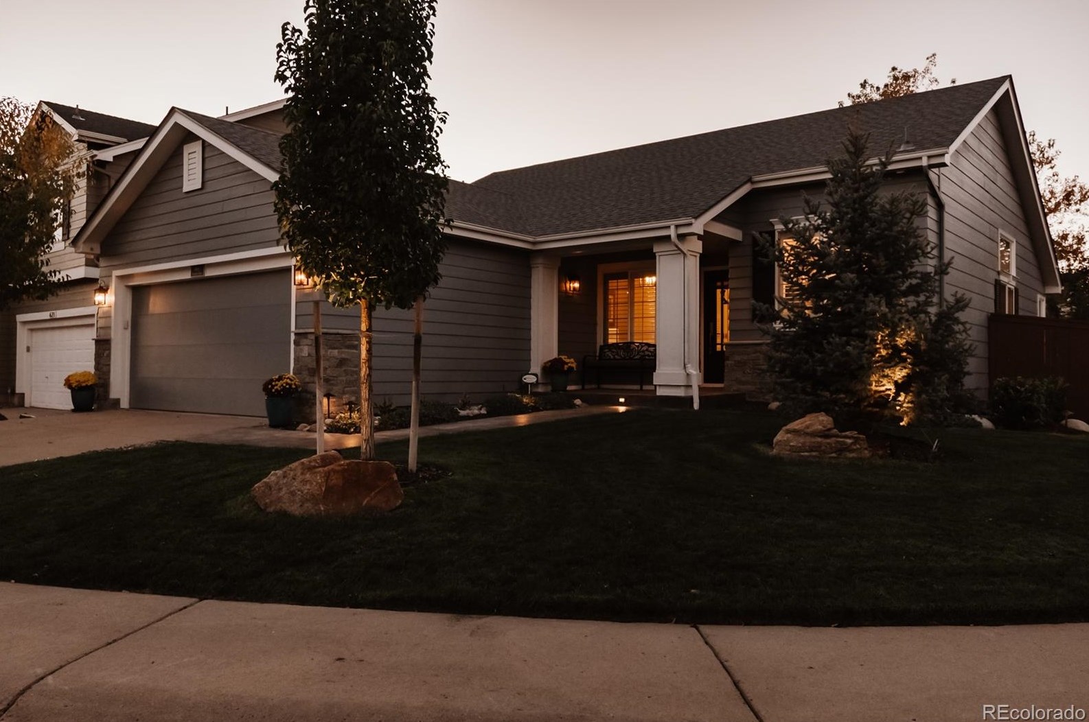 601 Chadwick Cir, Littleton CO  80129-6291 exterior