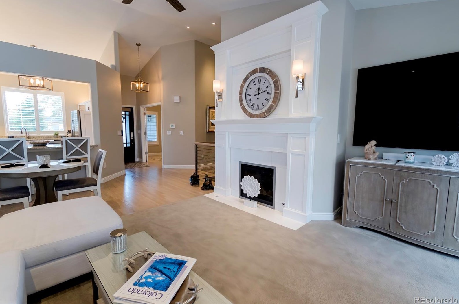 601 Chadwick Cir, Littleton CO  80129-6291 exterior