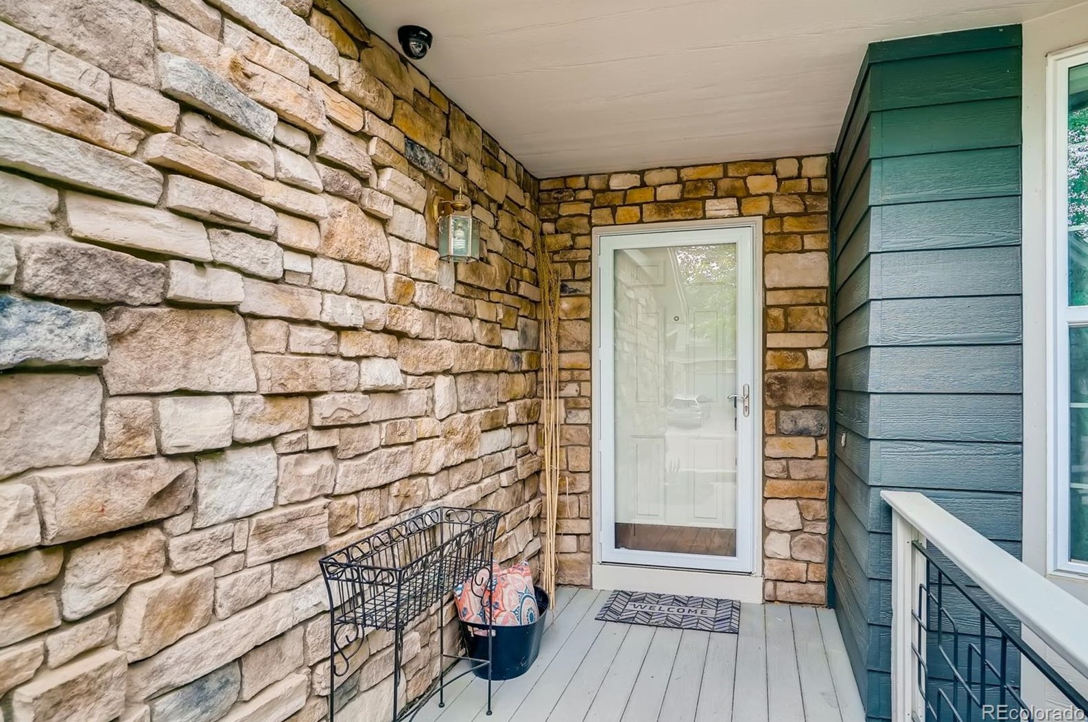 9361 Weatherstone Ln, Littleton, CO 80126-4927