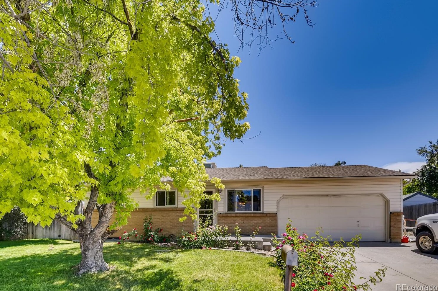 9722 Polk Dr, Littleton, CO 80123-3147