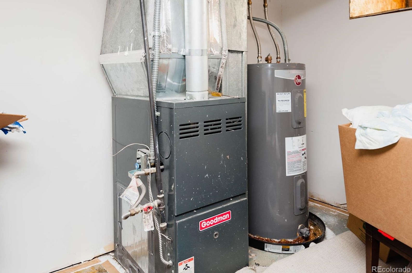 1900 Orchard Rd, Littleton CO 80121-1531 exterior