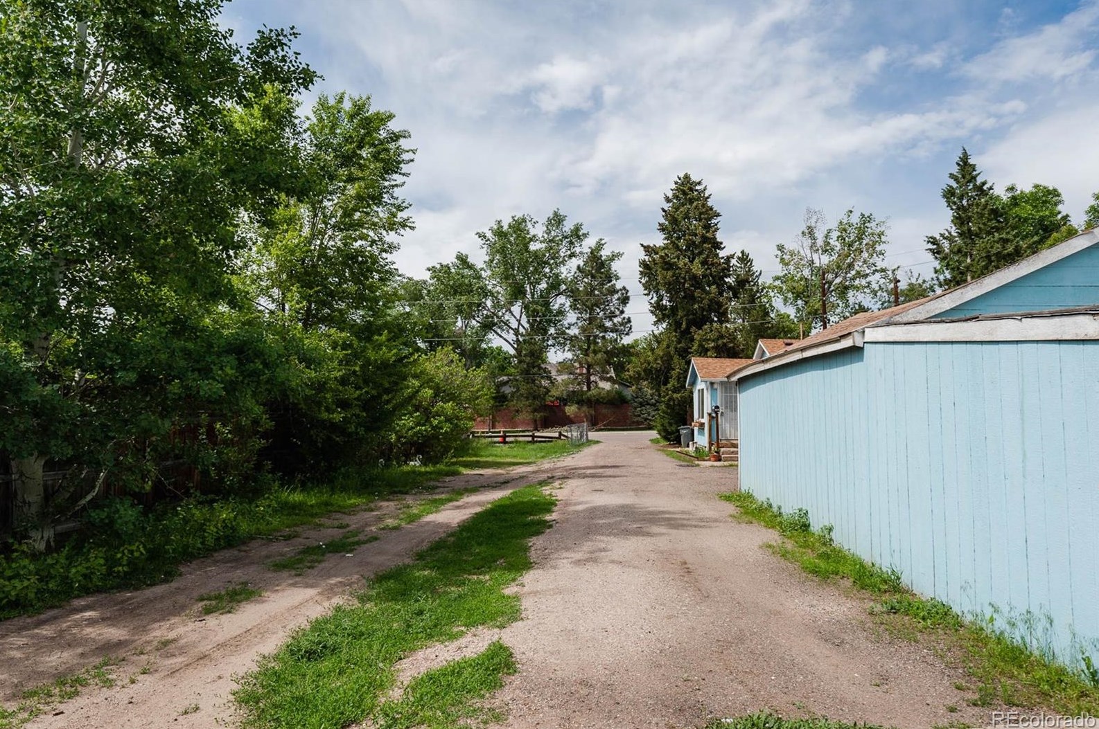 1900 Orchard Rd, Littleton CO 80121-1531 exterior