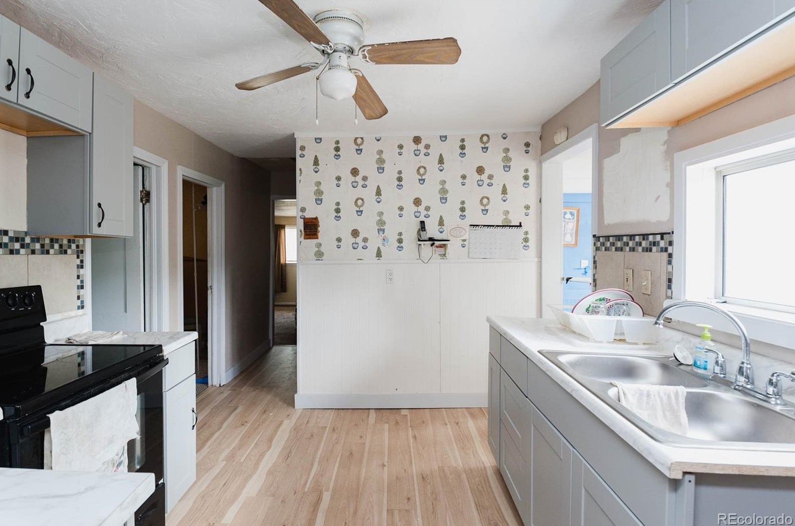 1900 Orchard Rd, Littleton CO 80121-1531 exterior