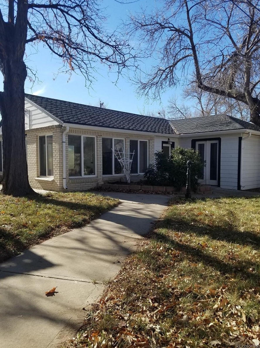 5629 Greenwood St, Littleton CO 80120-1420 exterior