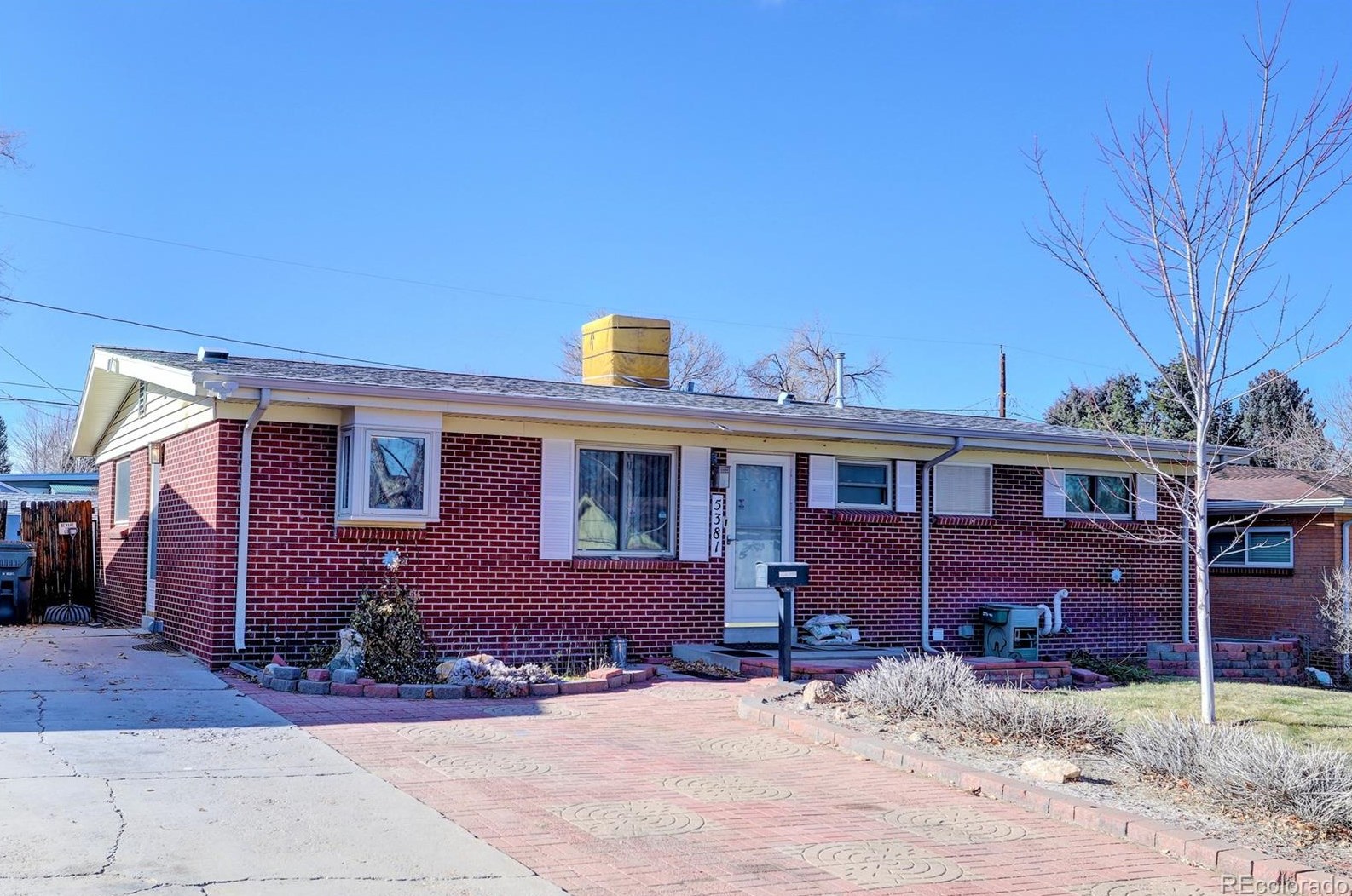 5381 Hickory St, Littleton, CO 80120-1422