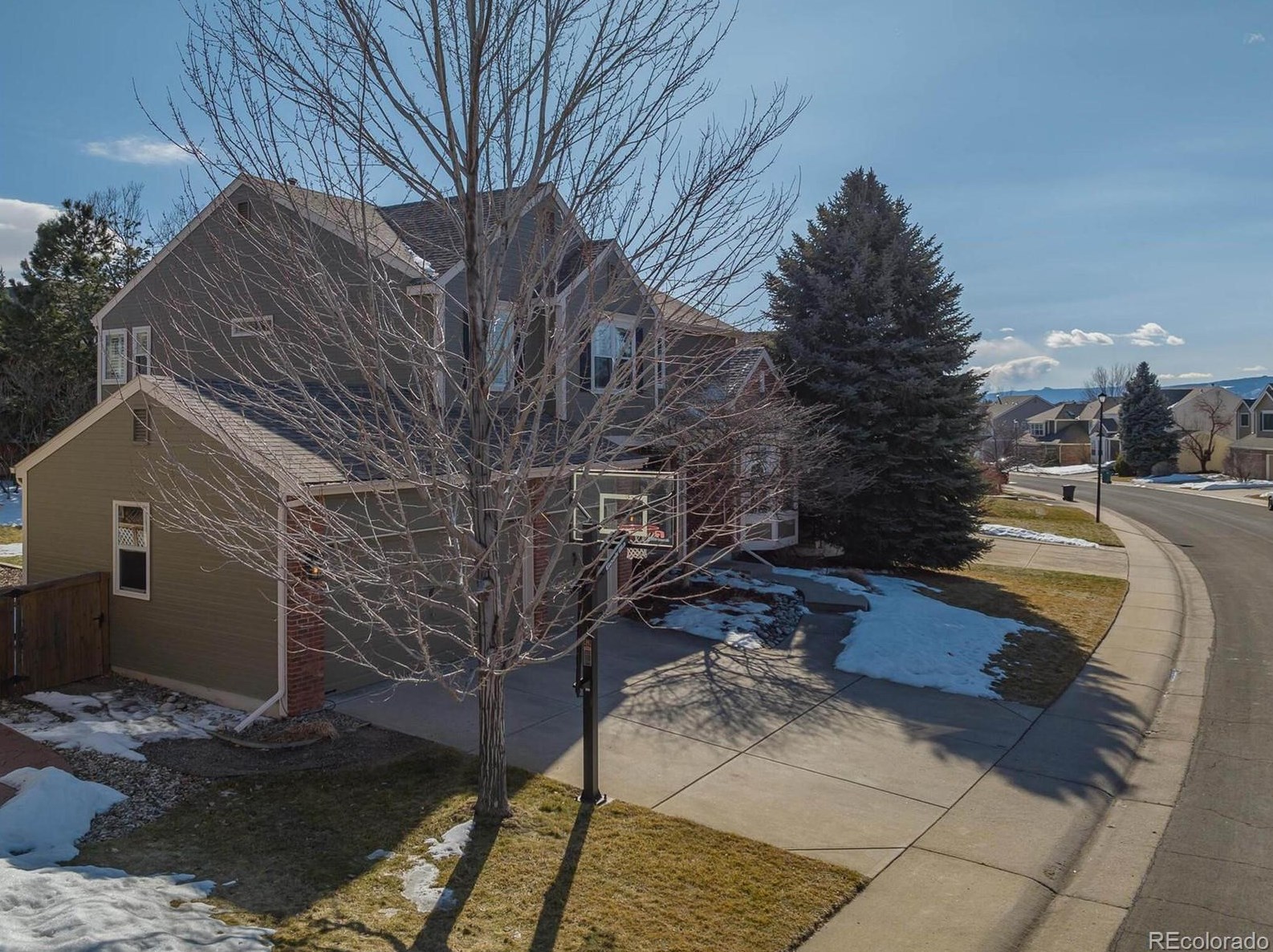 2045 Mountain Maple Ave, Littleton, CO 80129-5474