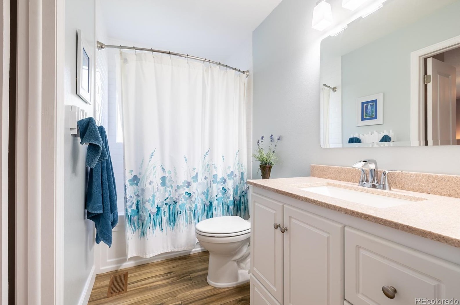 6818 Hudson St, Littleton CO 80122-2343 exterior