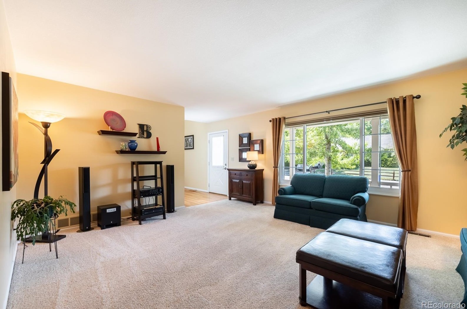 6818 Hudson St, Littleton CO 80122-2343 exterior