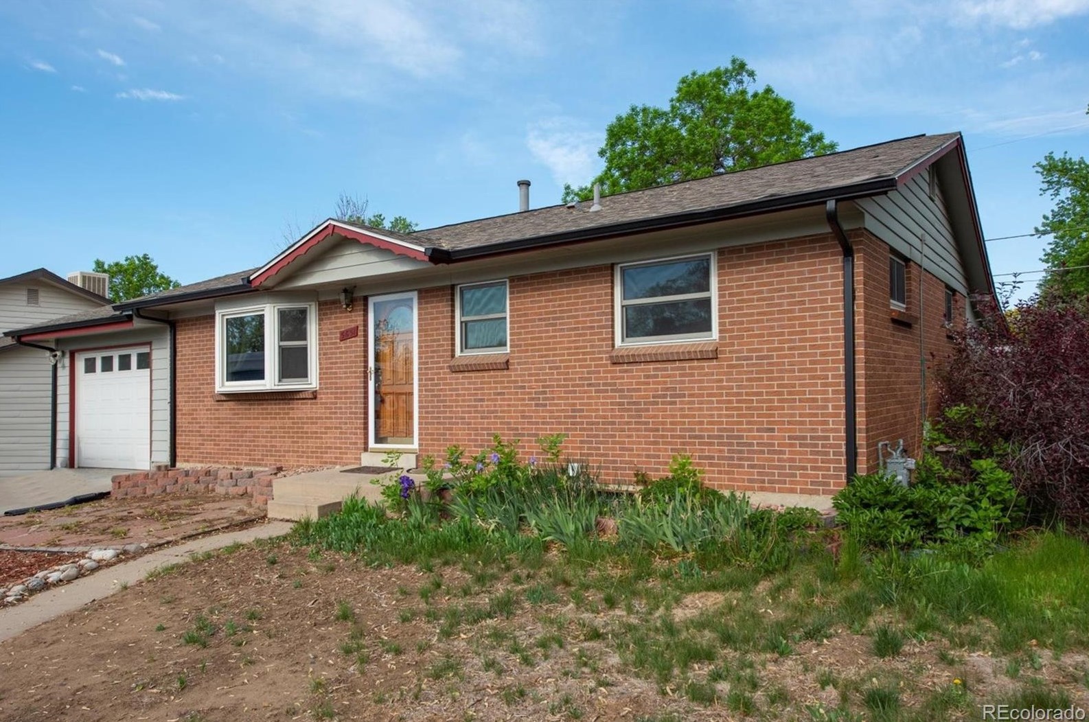 5851 Oak St, Arvada, CO 80004-4738