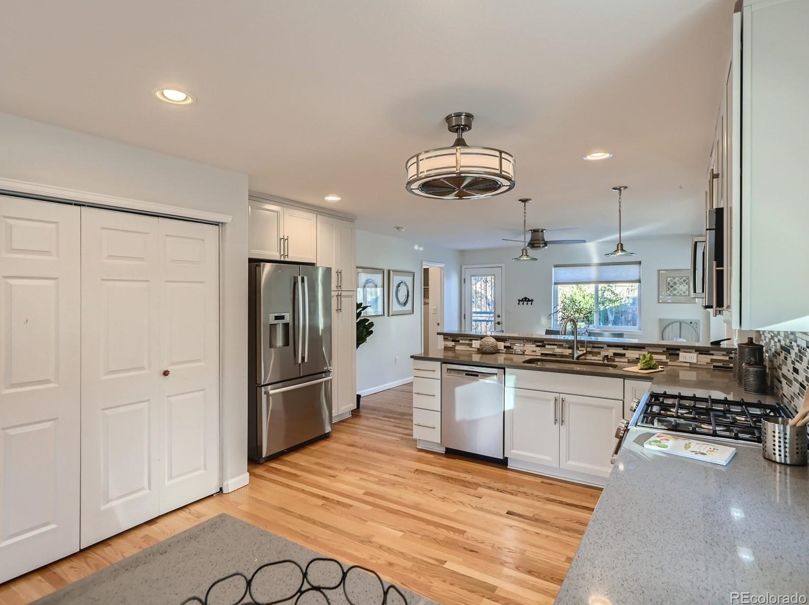 6462 Spotswood St, Littleton CO  80120-3147 exterior