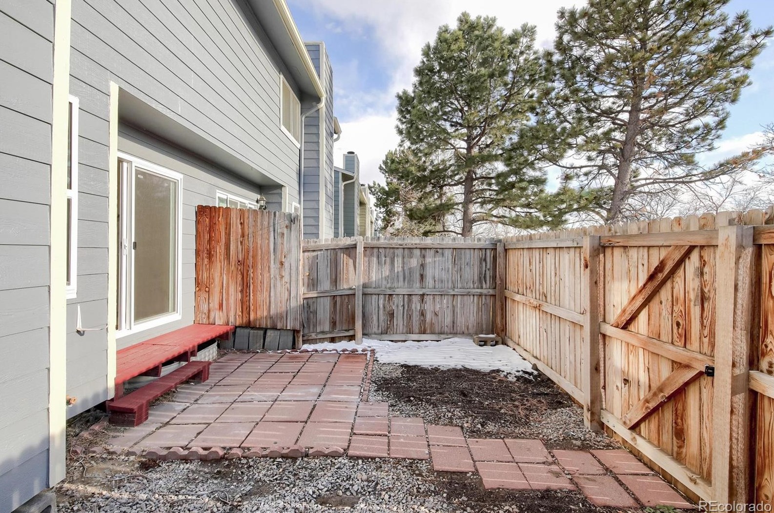 8722 Carr Loop, Arvada CO  80005-1572 exterior