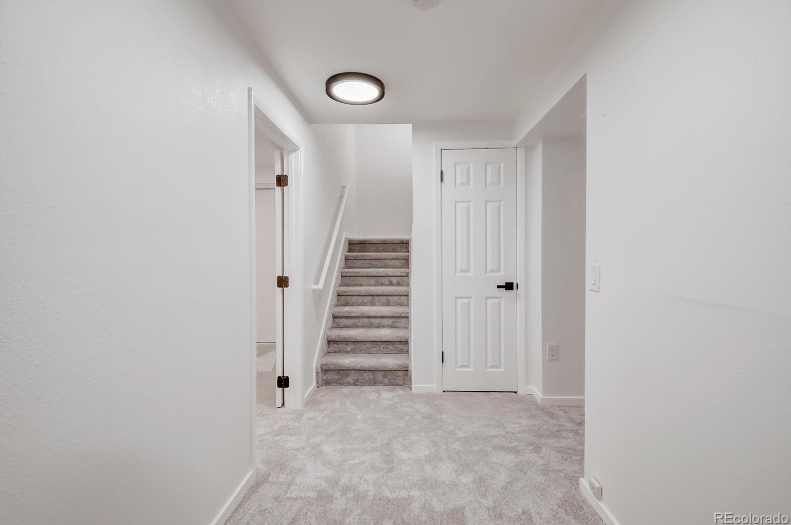 8722 Carr Loop, Arvada CO  80005-1572 exterior