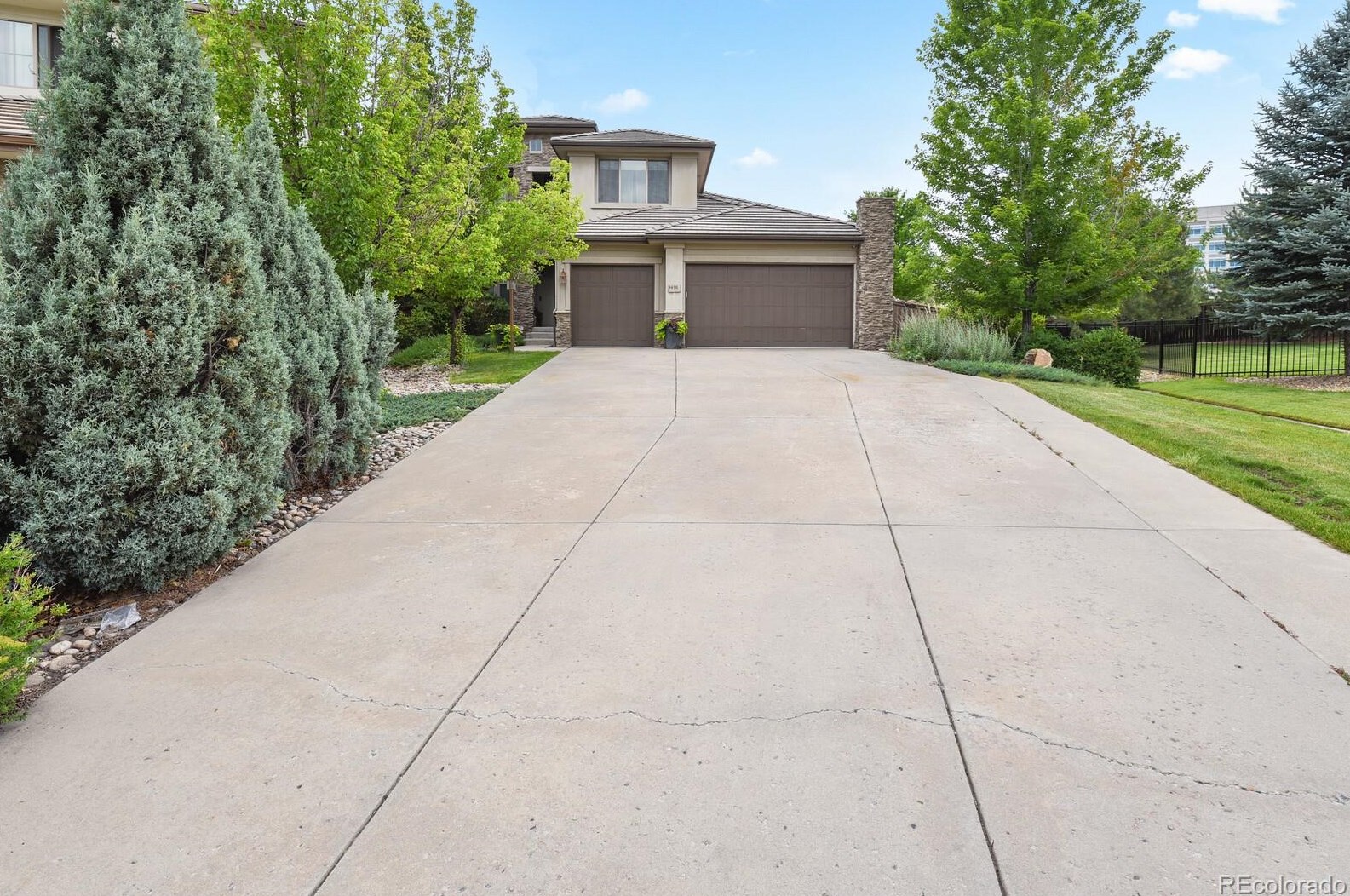 9630 Sunset Hill Cir, Littleton, CO 80124-6796