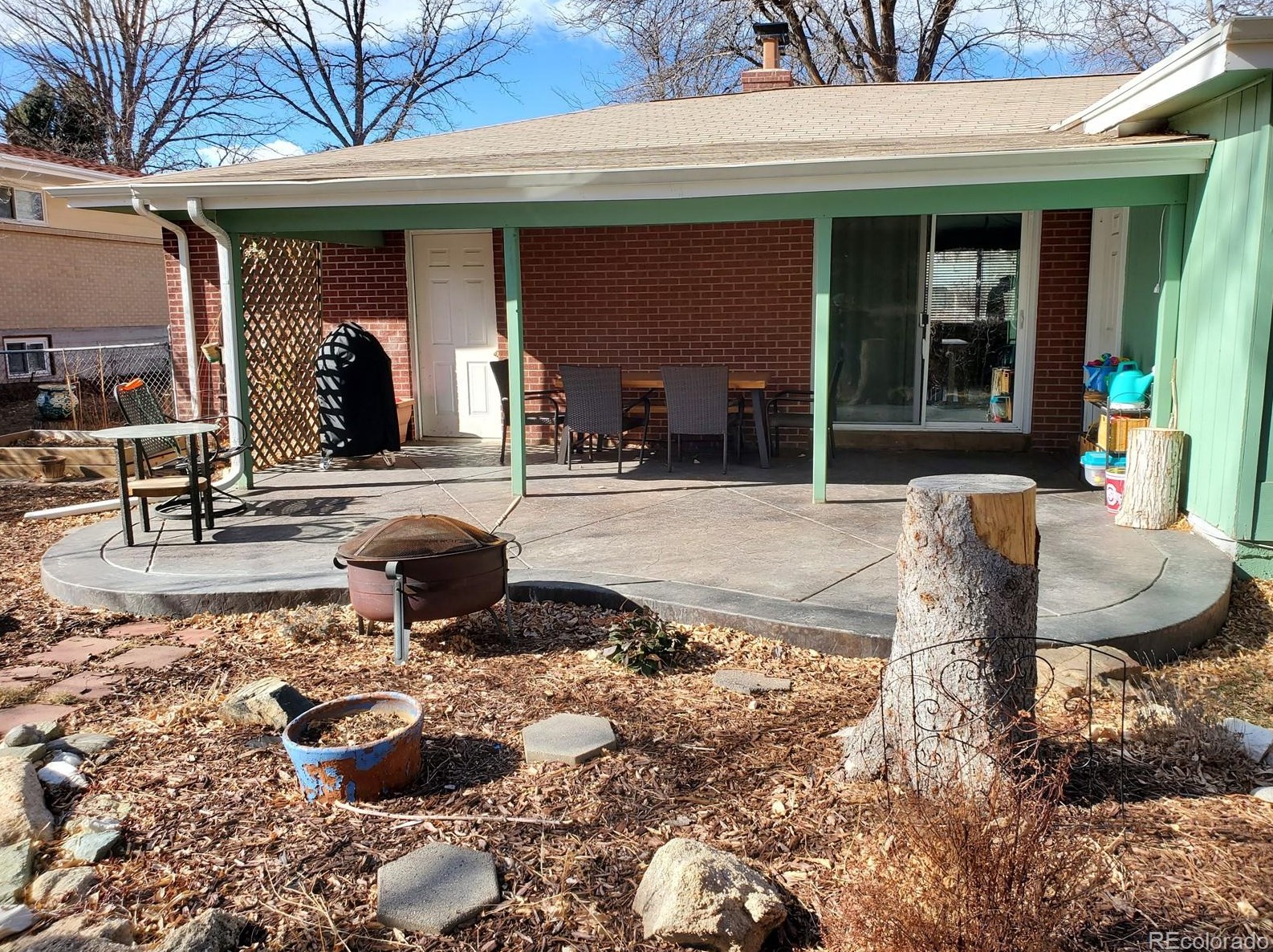 6930 Delaware St, Littleton CO 80120-3719 exterior