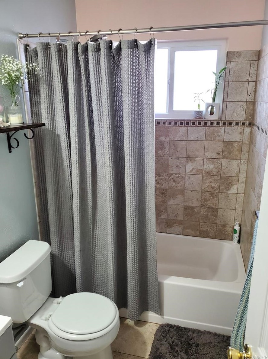 6930 Delaware St, Littleton CO 80120-3719 exterior