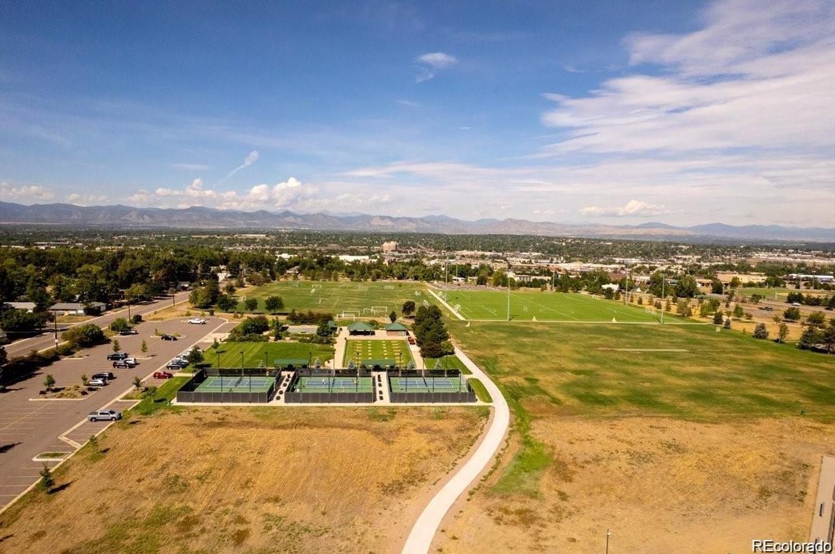 5250 Huron Way, Littleton CO  80120-1470 exterior