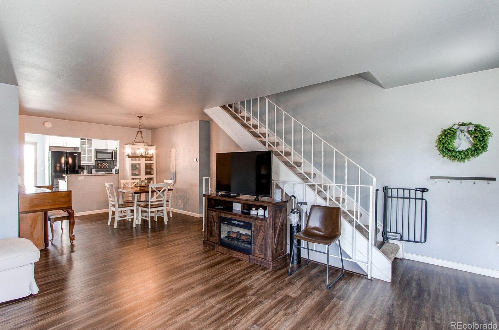 4241 Ponds Cir, Littleton CO  80123-6563 exterior