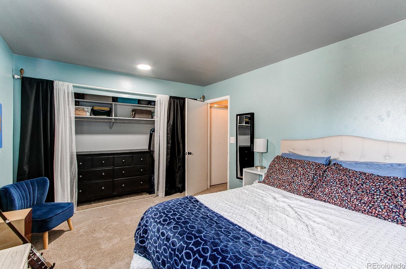 4241 Ponds Cir, Littleton CO  80123-6563 exterior