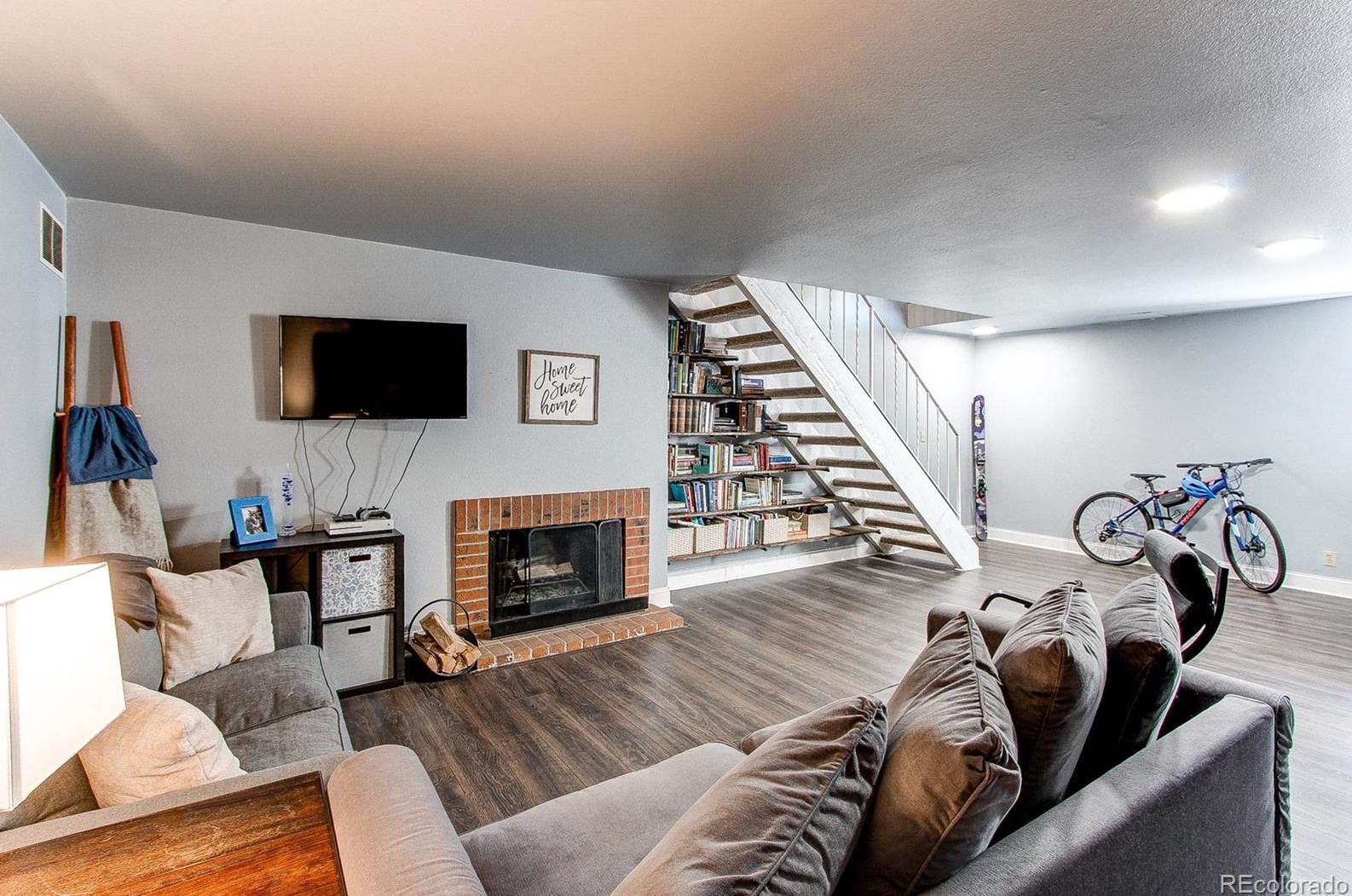 4241 Ponds Cir, Littleton CO  80123-6563 exterior