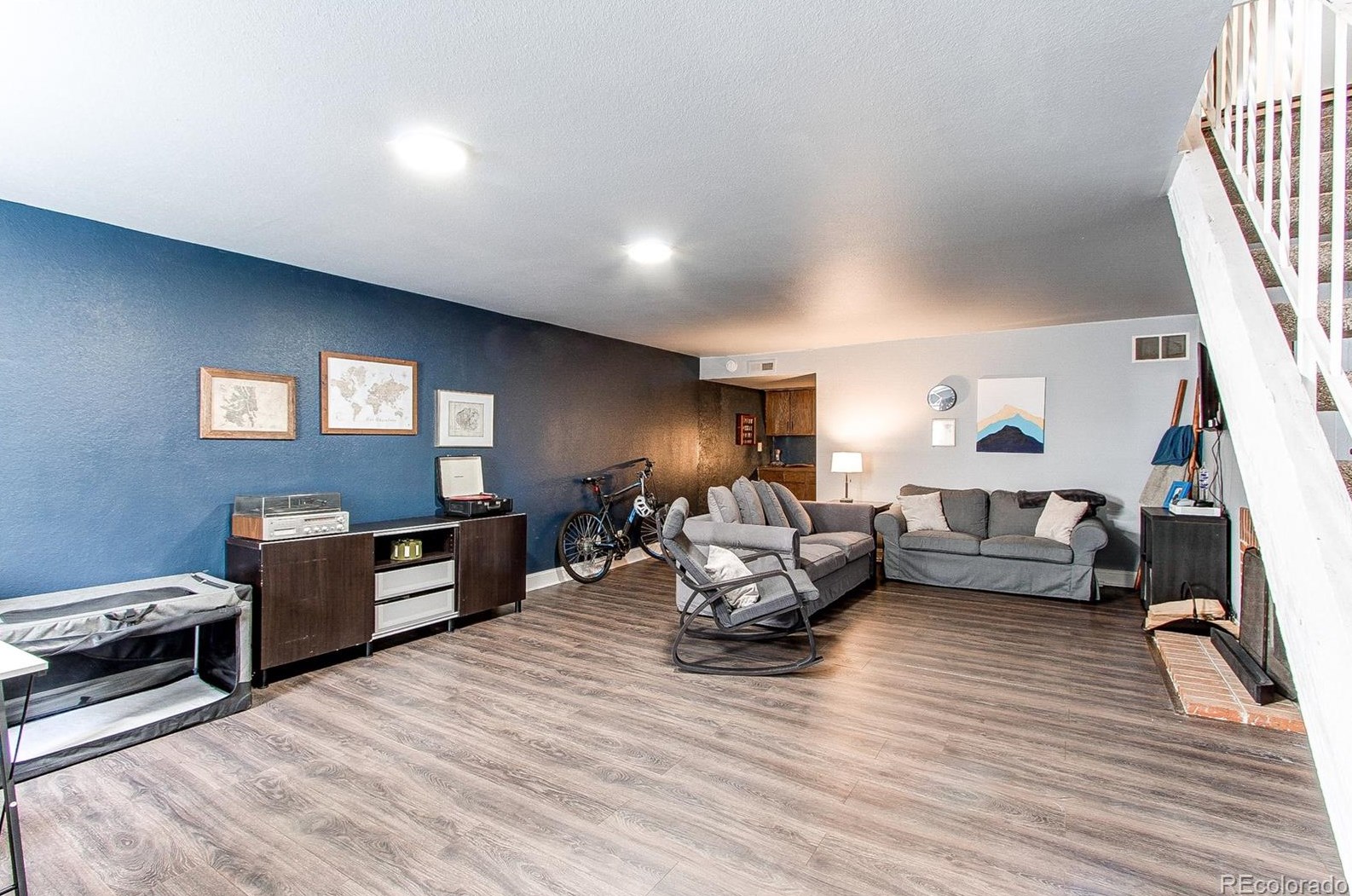 4241 Ponds Cir, Littleton CO  80123-6563 exterior