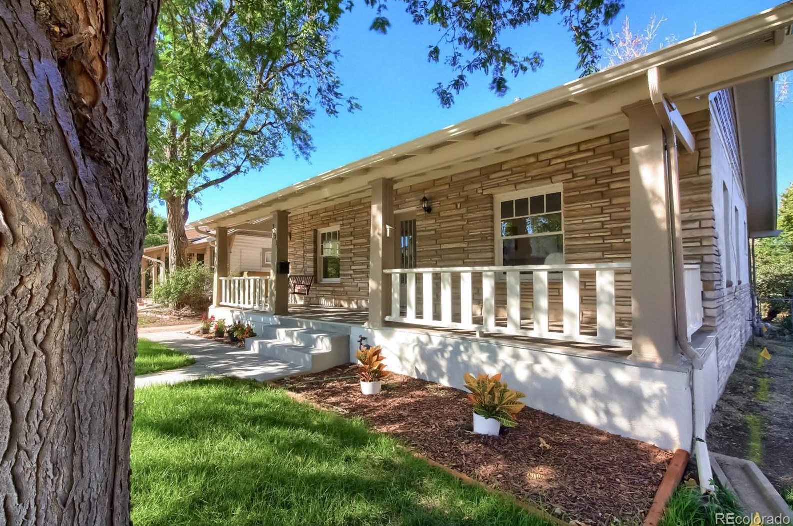 3221 S Grant St, Englewood, CO 80113