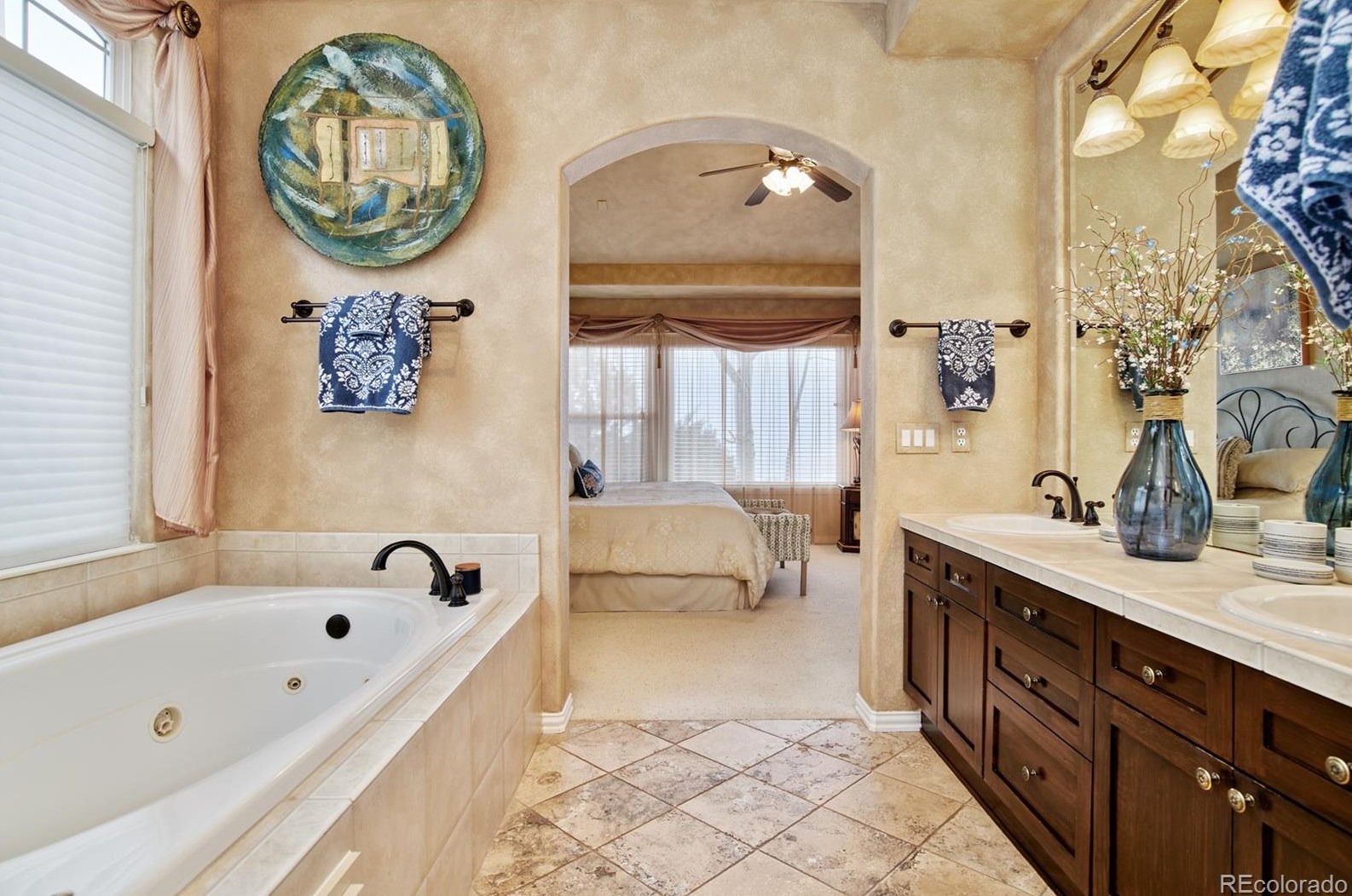 1365 Peninsula Cir, Castle Rock CO 80104-3710 exterior