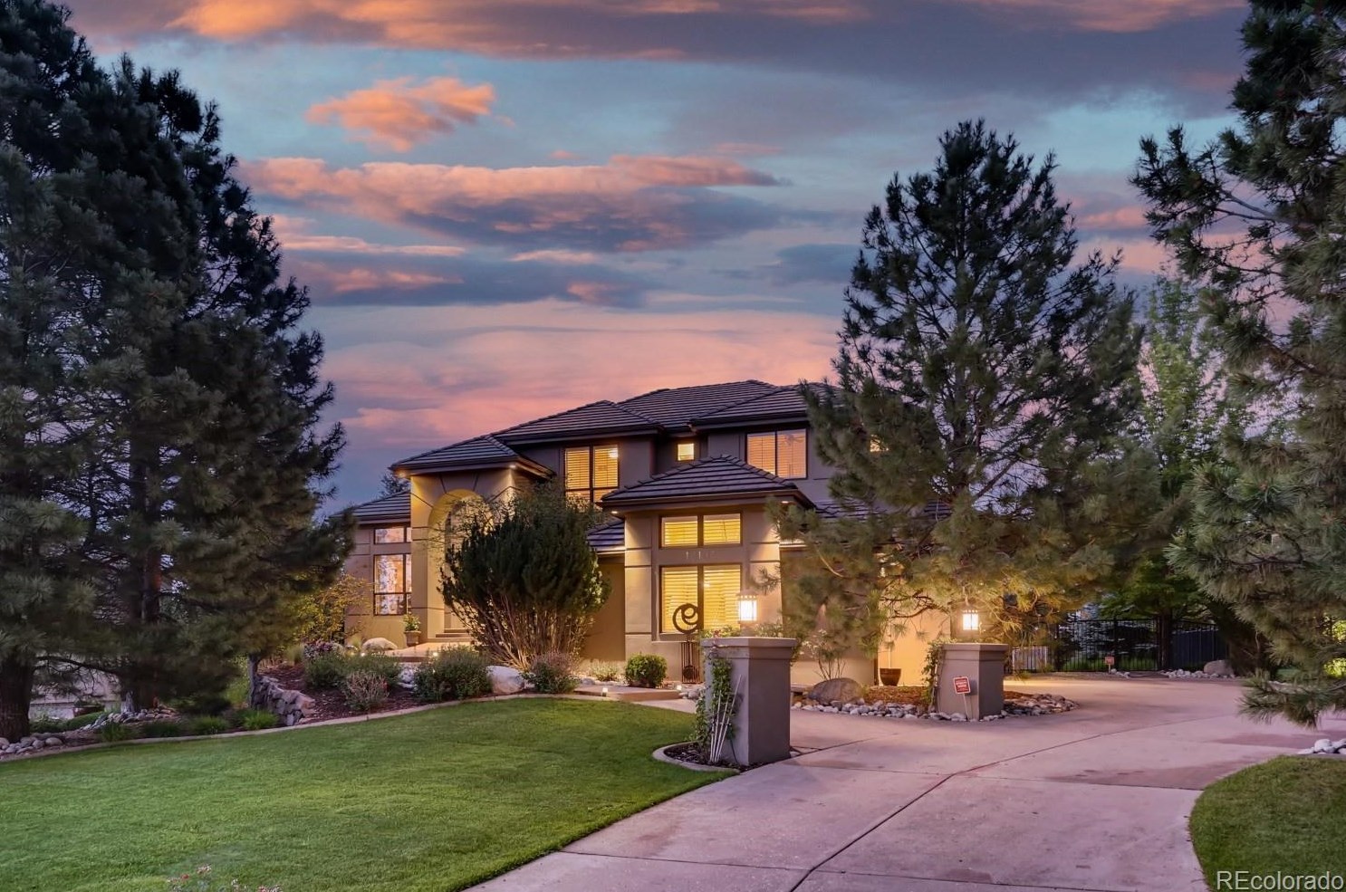 10192 Prestwick Trl, Littleton, CO 80124-9747