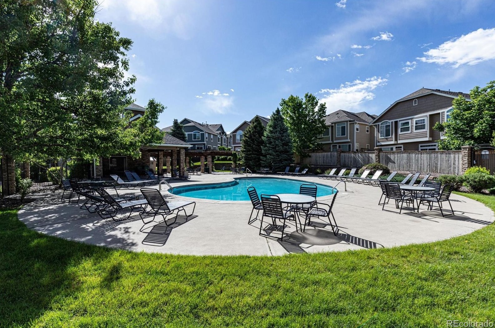 1421 Carlyle Park Cir, Littleton CO 80129-6973 exterior