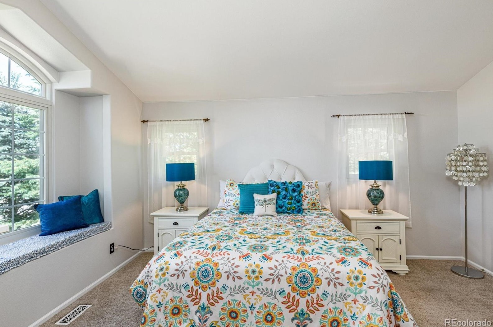 1421 Carlyle Park Cir, Littleton CO 80129-6973 exterior