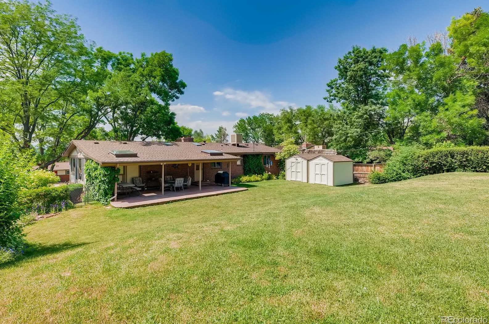 7026 Dudley Dr, Arvada CO  80004-1744 exterior