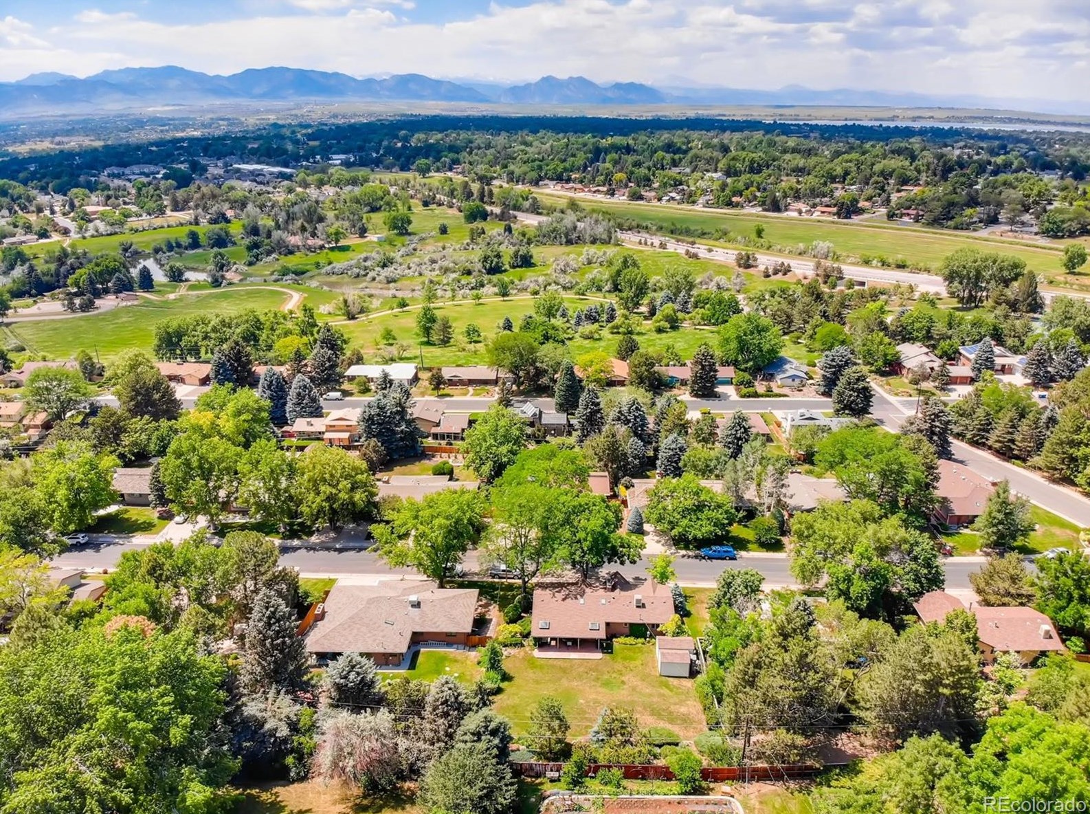 7026 Dudley Dr, Arvada CO  80004-1744 exterior