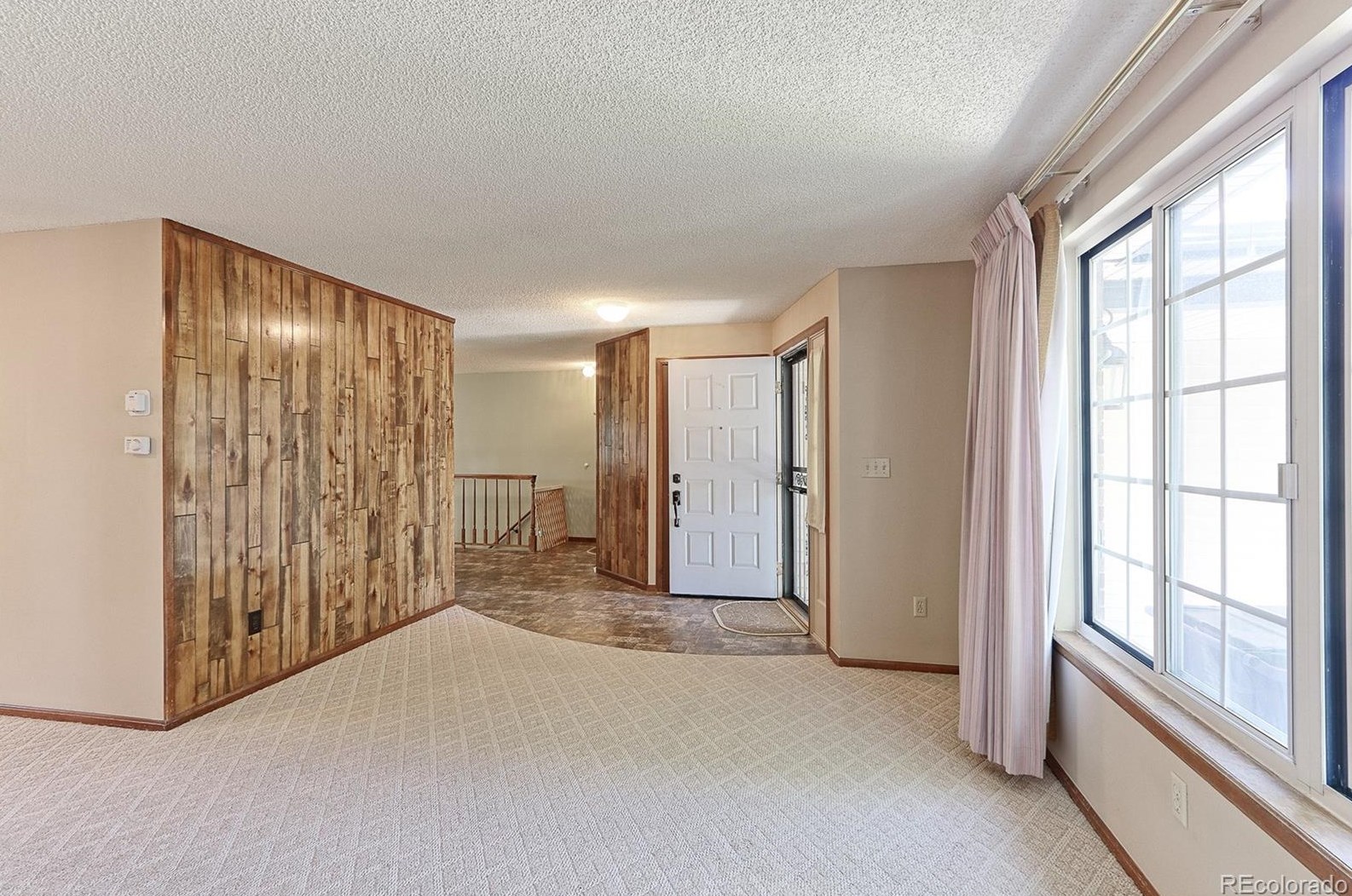 9902 Layton Ave, Littleton, CO 80123-2110