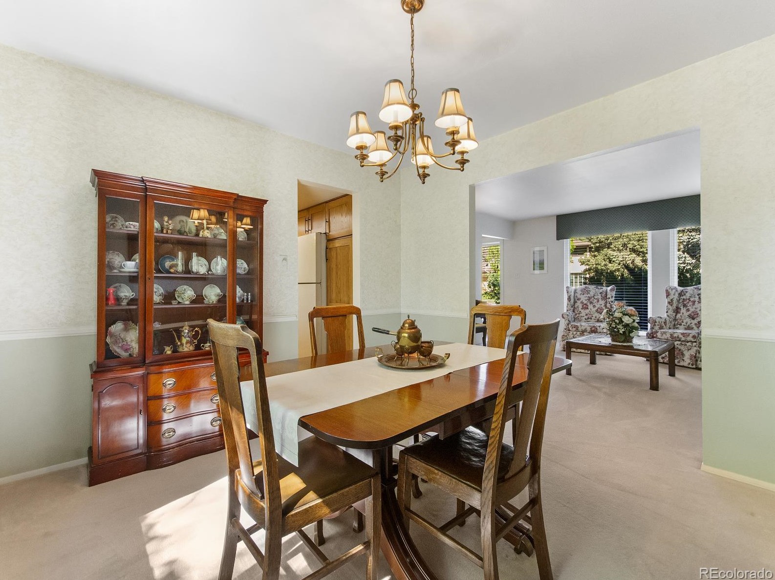 5466 Portland Dr, Littleton CO 80128-3946 exterior