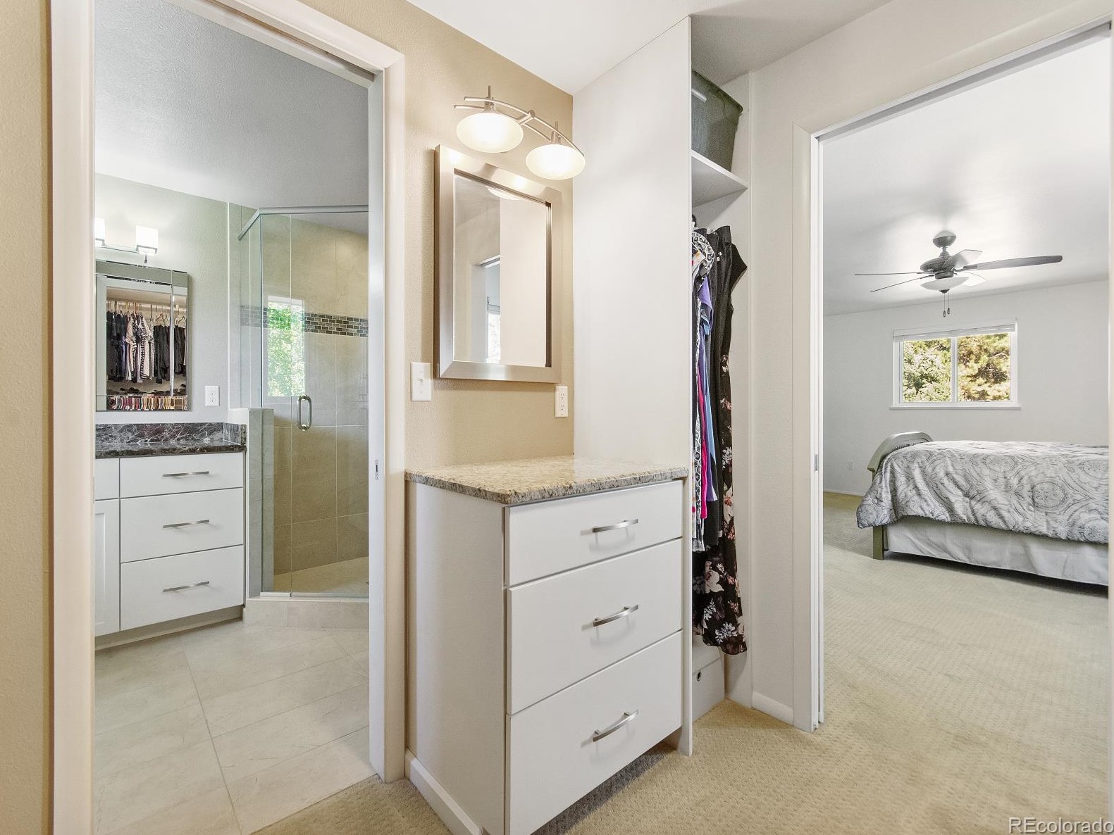 5466 Portland Dr, Littleton CO 80128-3946 exterior