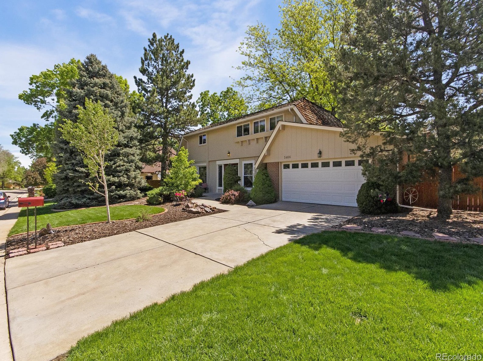 5466 Portland Dr, Littleton, CO 80128-4929