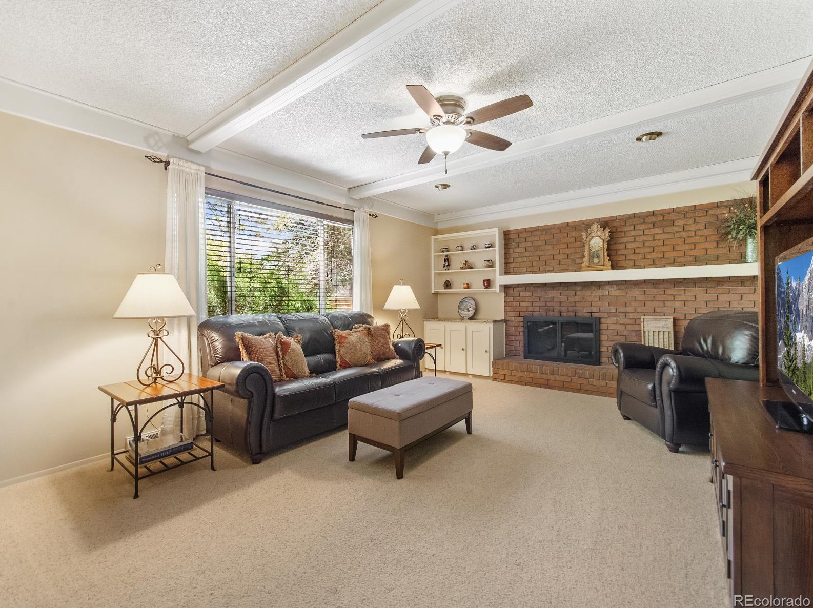 5466 Portland Dr, Littleton CO 80128-3946 exterior