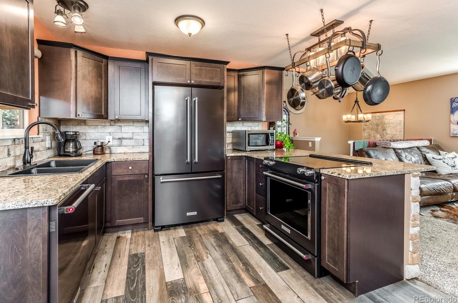 6453 Johnson St, Littleton CO 80127-8592 exterior