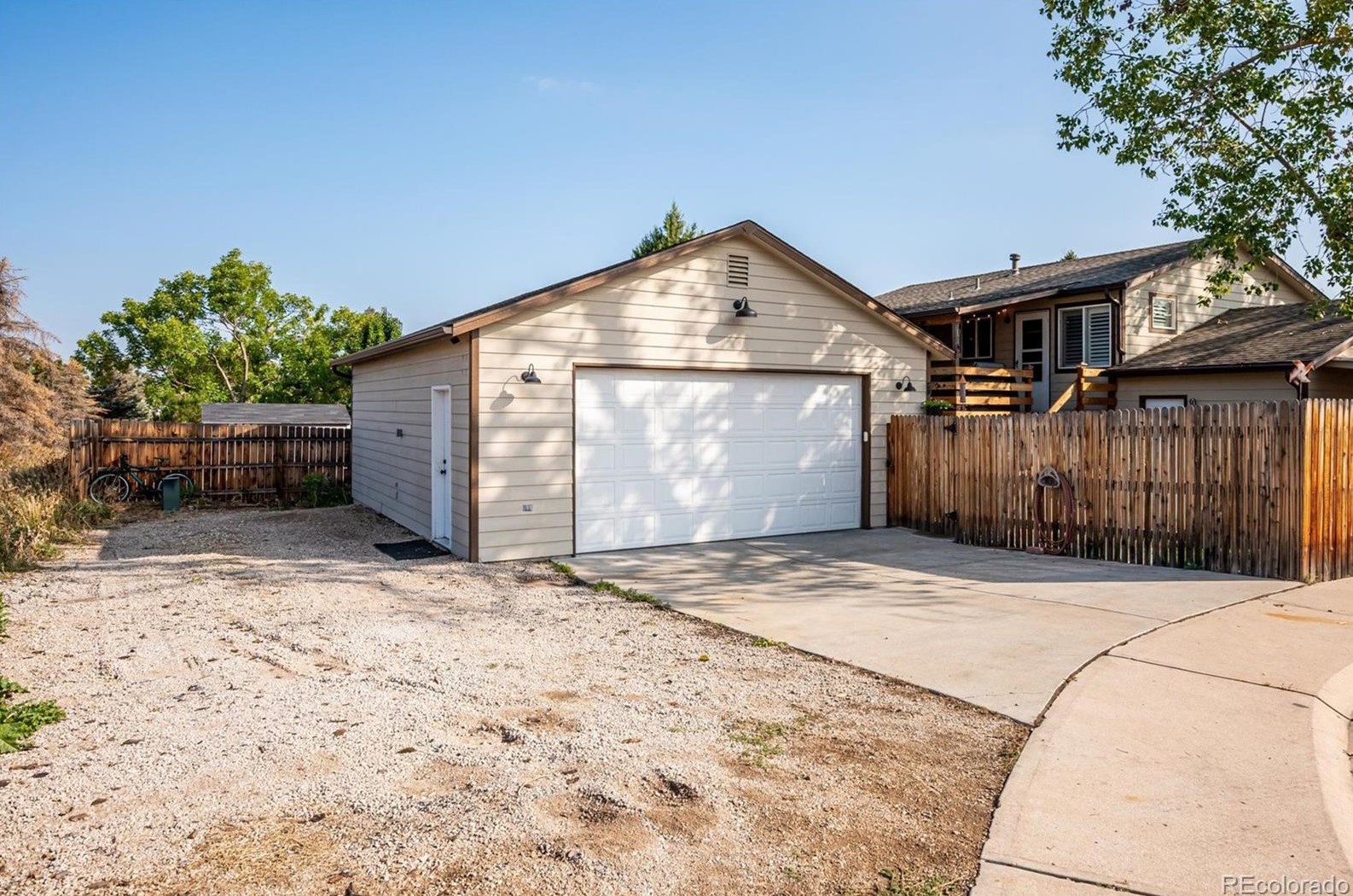 6453 Johnson St, Littleton CO 80127-8592 exterior