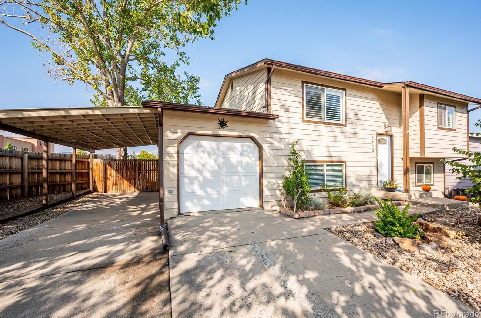 6453 Johnson St, Littleton, CO 80123-3140