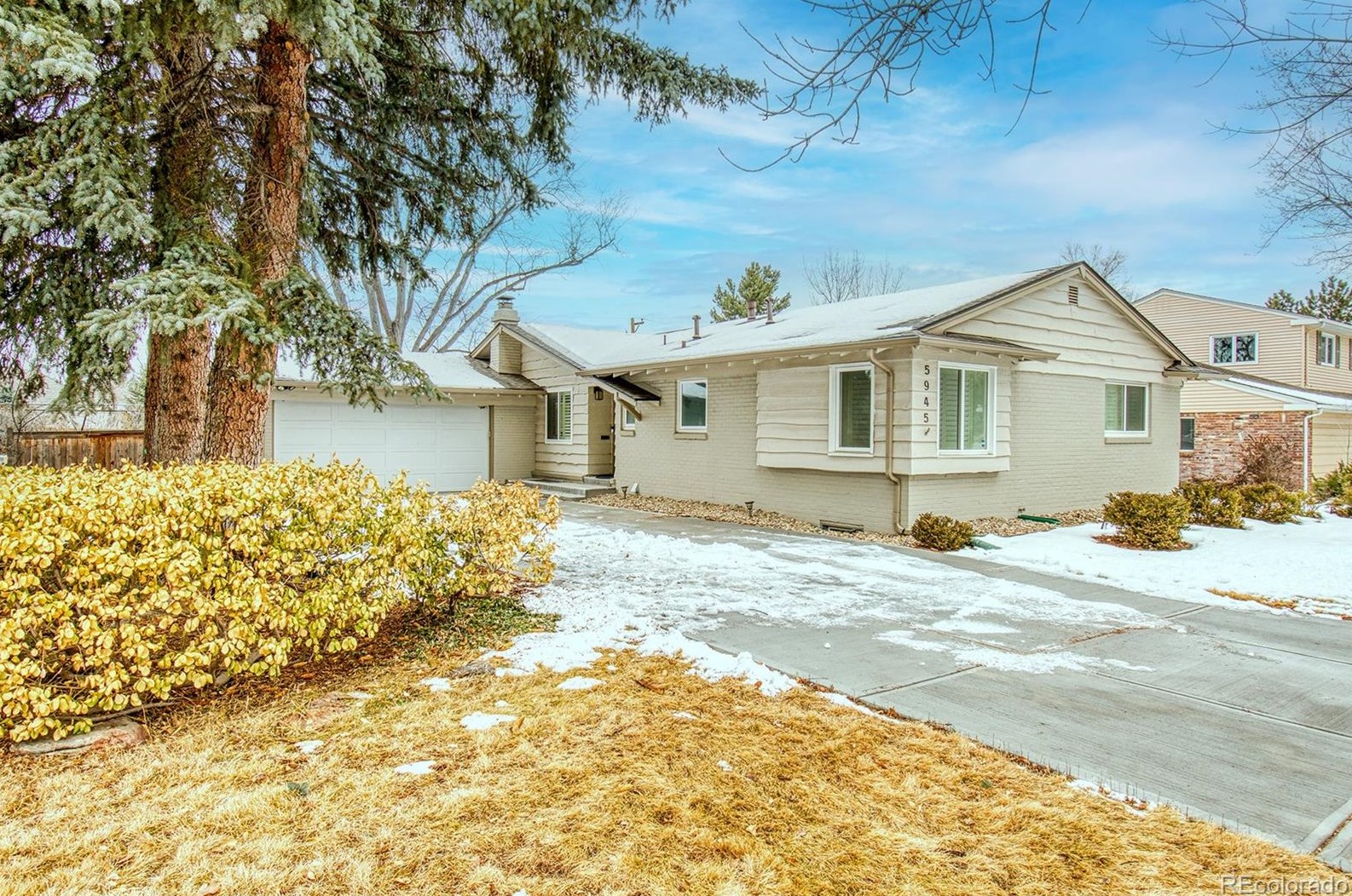 5945 Race St, Littleton CO  80121-2651 exterior