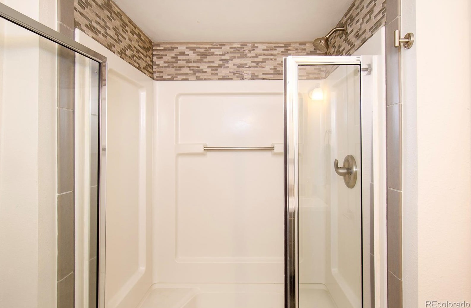 5945 Race St, Littleton CO  80121-2651 exterior