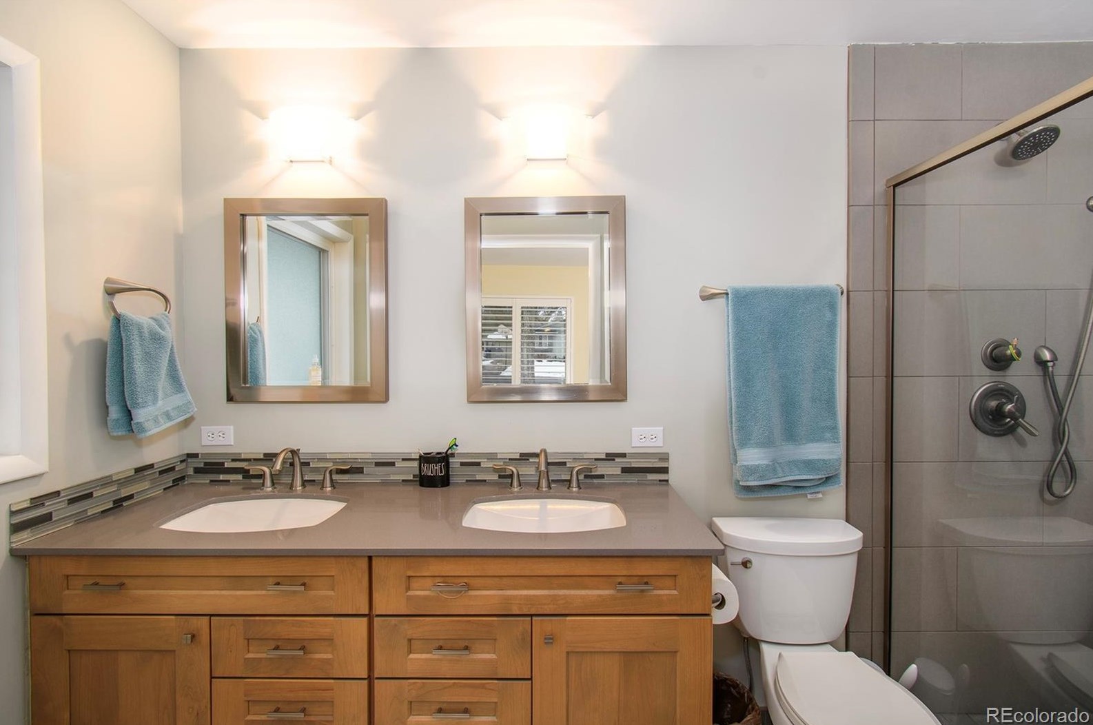 5945 Race St, Littleton CO  80121-2651 exterior