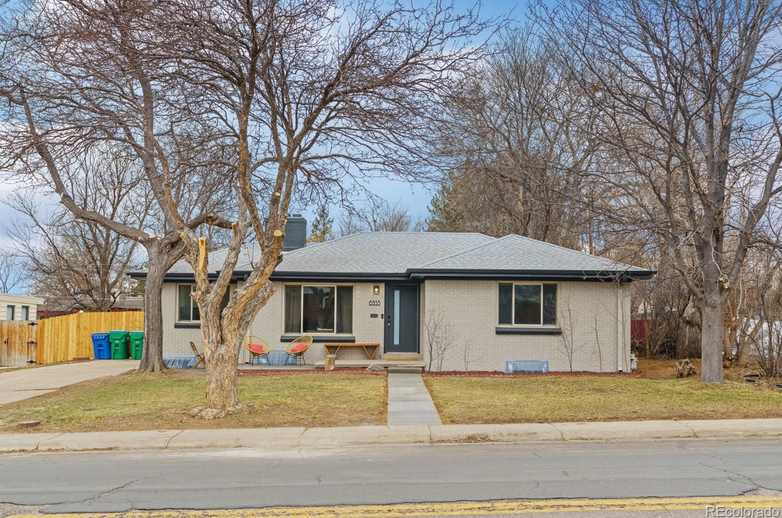 6353 Elati St, Littleton CO  80120-3333 exterior