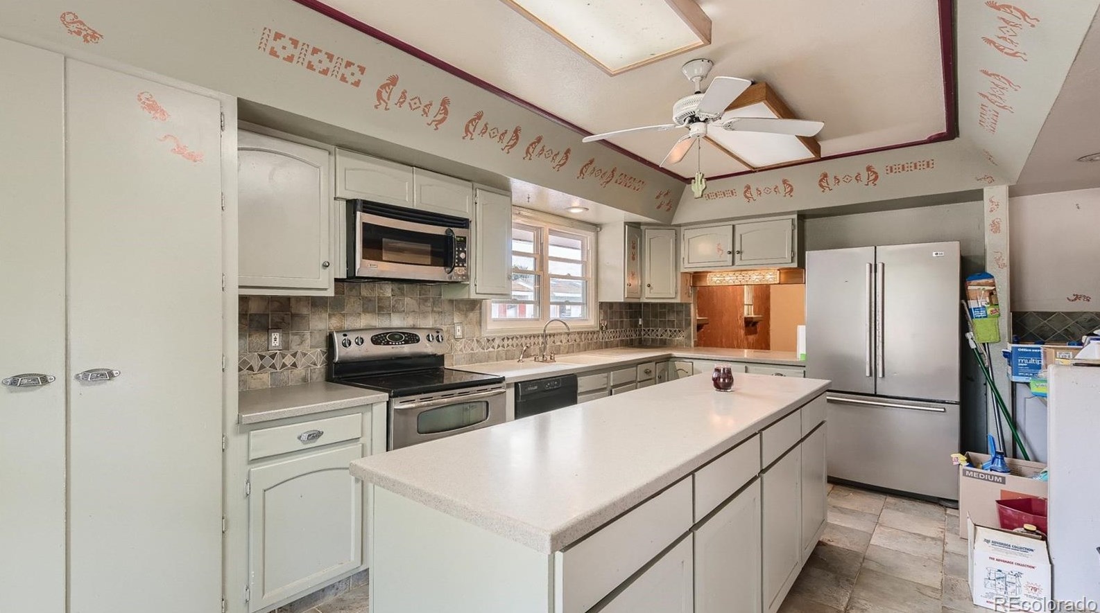 8895 Alkire, Arvada CO  80005-2922 exterior
