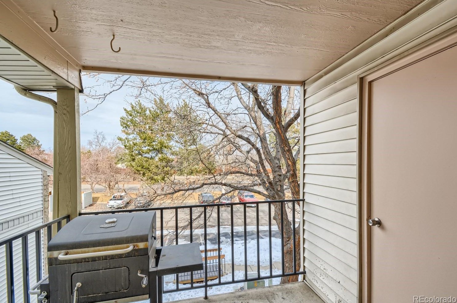 6705 Field St, Littleton CO  80128-4086 exterior