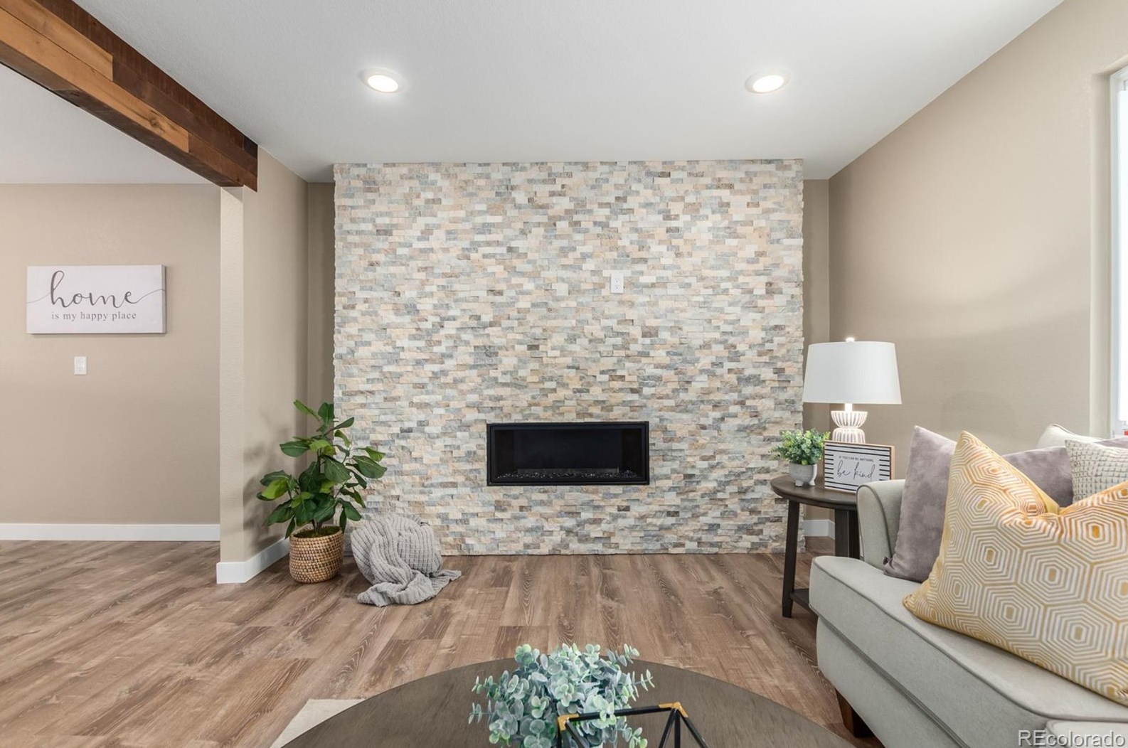 39 Fair Ave, Littleton CO  80120-2813 exterior