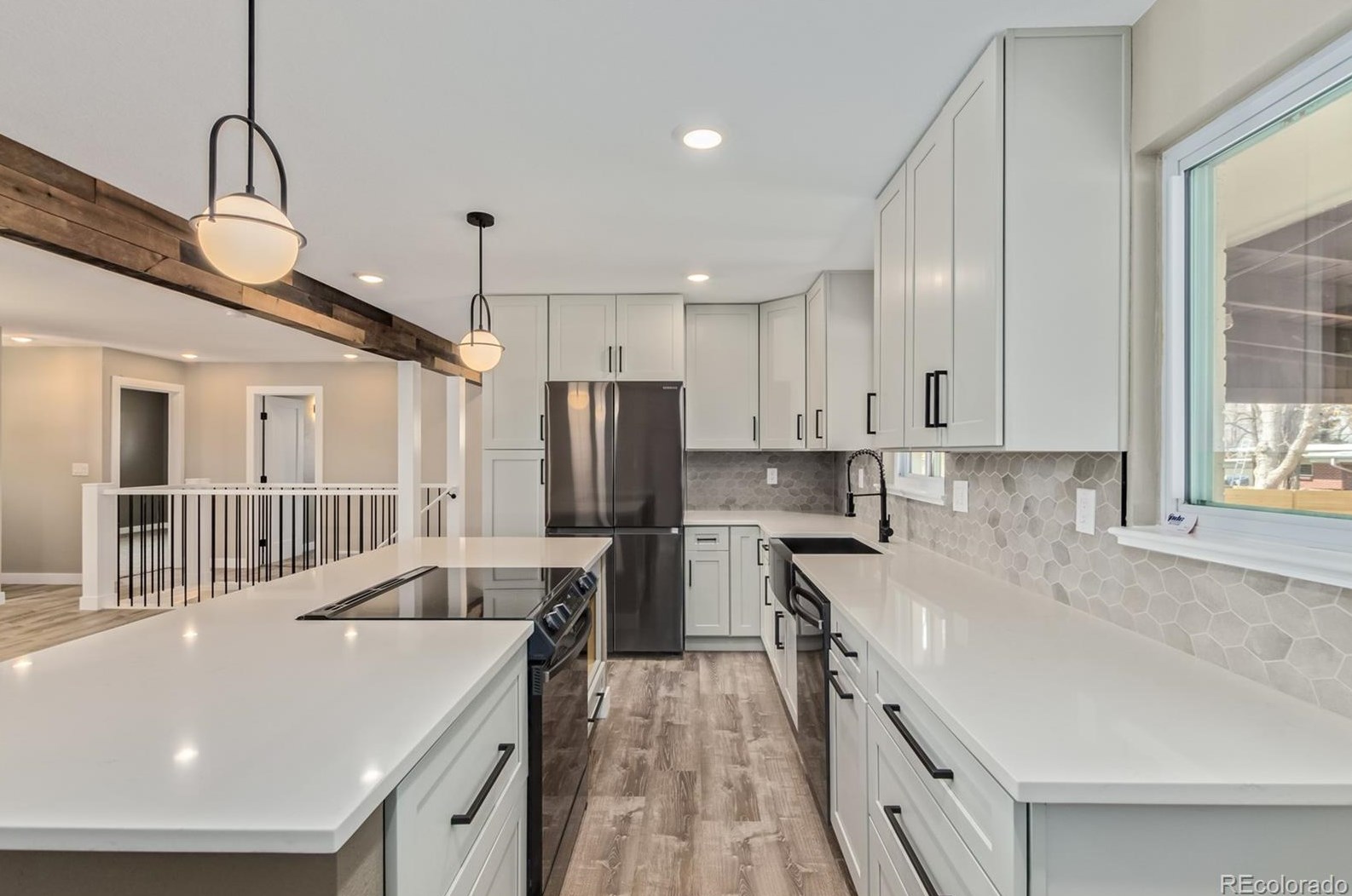 39 Fair Ave, Littleton CO  80120-2813 exterior